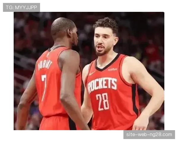 谢泼德底角三分成火箭新武器，申京吸引防守创造空位机会